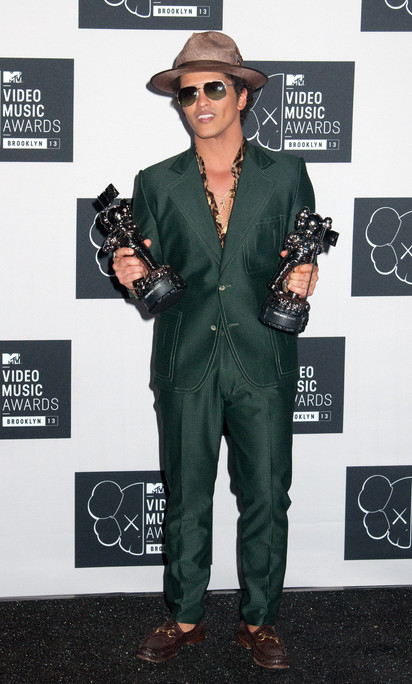 MTV Video Music Awards 20134.30.52.png
